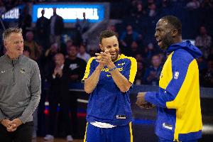 盘口分析-赏心悦目！勇士上半场大打10人轮换且全部得分 库追巴合砍30分