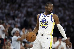 互不退让！勇记：库明加团队与勇士已经好几周没有联系了