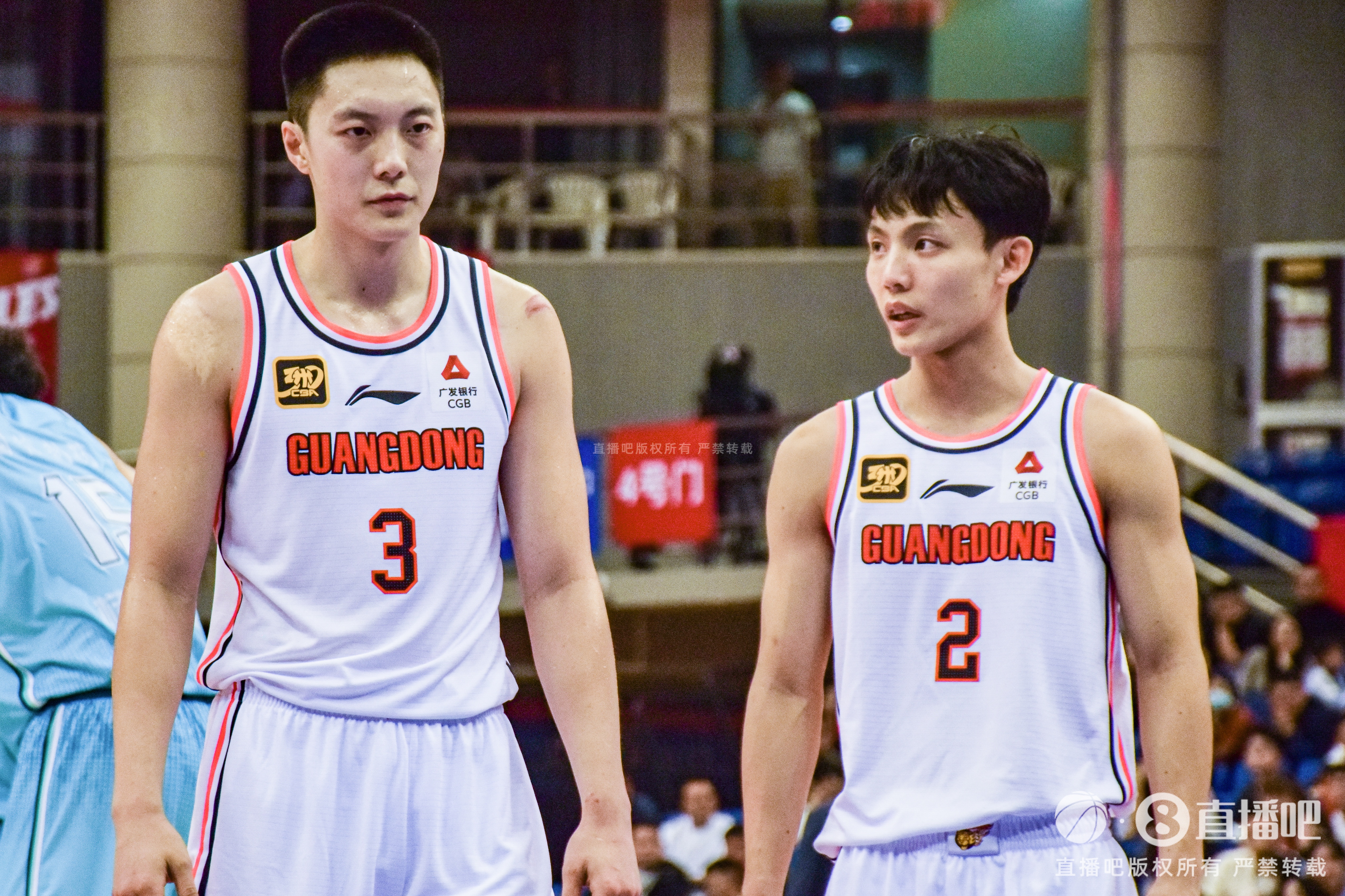 媒体人：广东阵容比过去几年宽裕很多 还需看外援的引进情况&amp;磨合