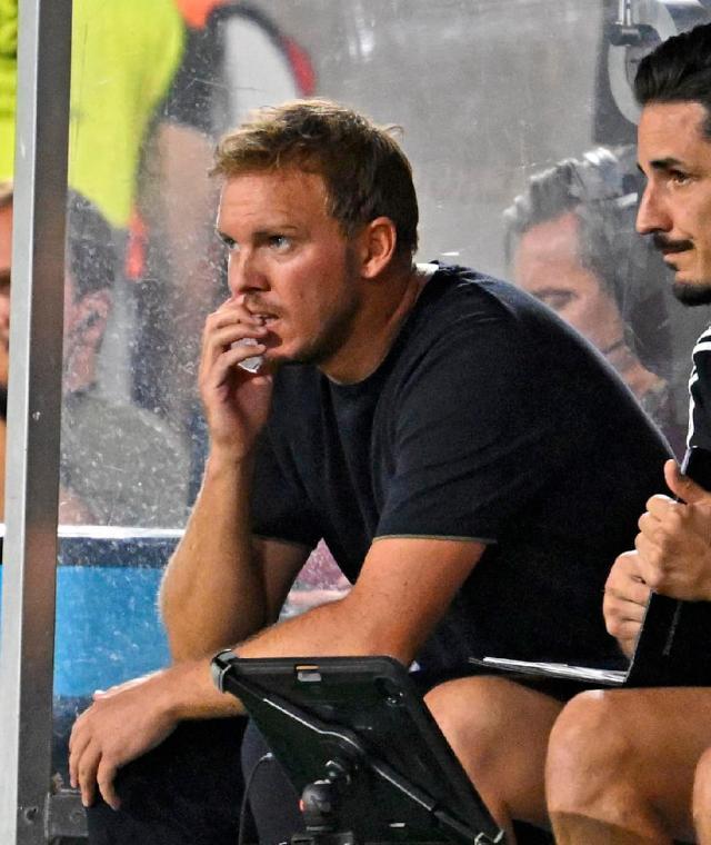 2025世俱杯-纳格尔斯曼:我咬指甲不是紧张 球迷嘘声可以理解