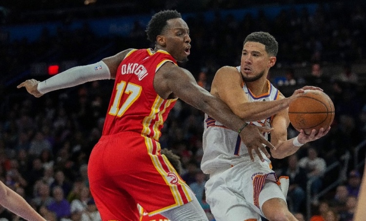 体育投注-周五竞彩篮球强档:太阳继续东征 老鹰经历阵痛